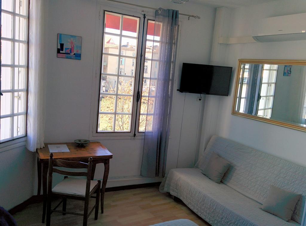 אגדה Hotel Araur מראה חיצוני תמונה