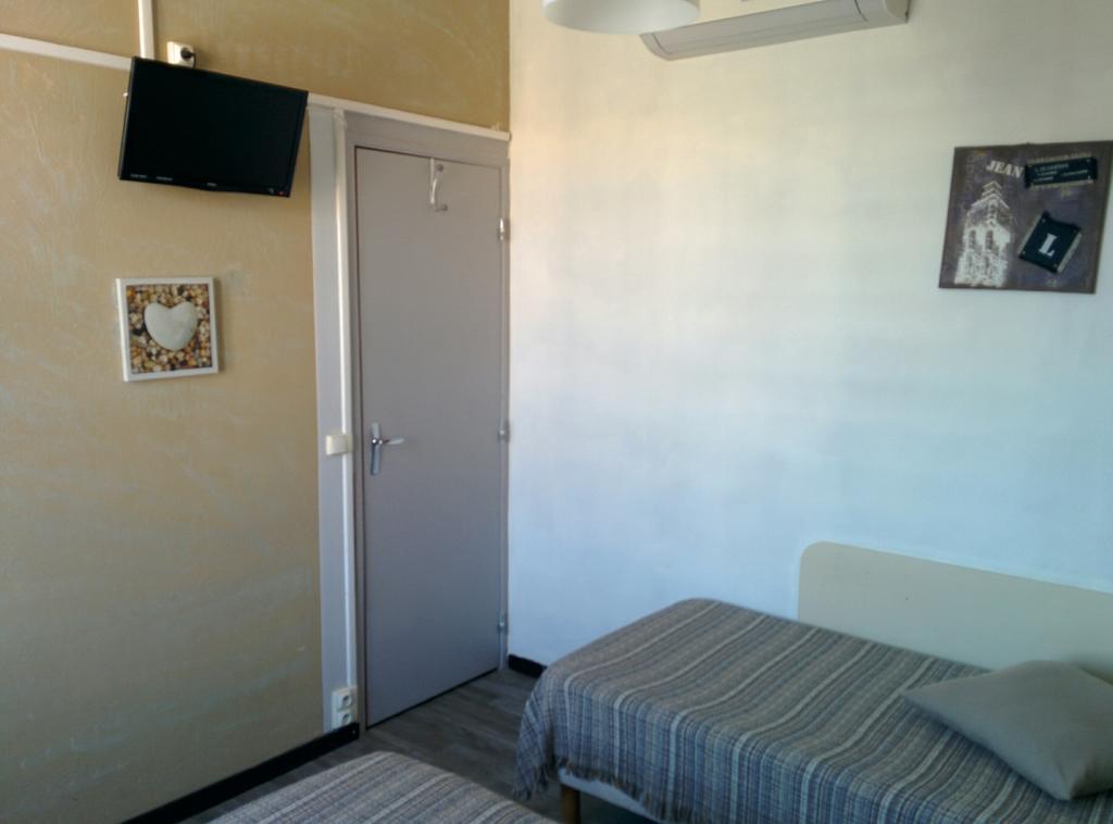 אגדה Hotel Araur מראה חיצוני תמונה