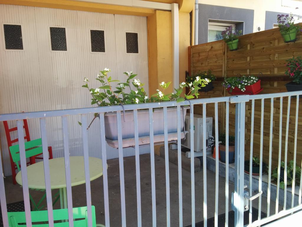 אגדה Hotel Araur מראה חיצוני תמונה